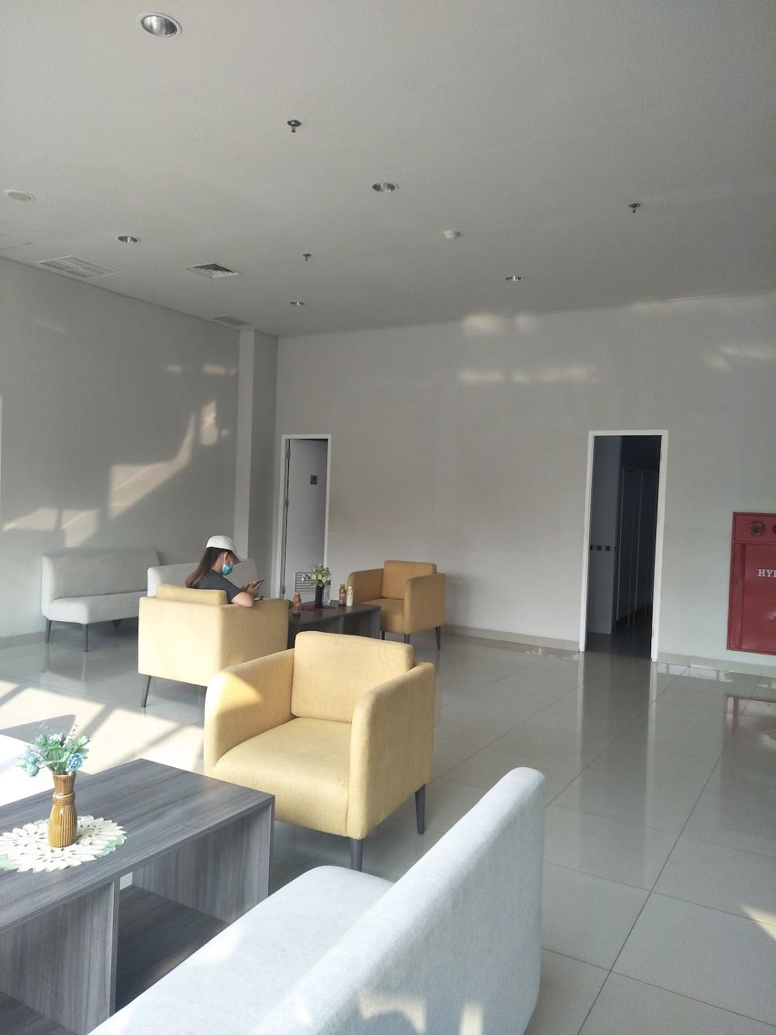 Cover Image for RedDoorz Apartment near Summarecon Mall Serpong