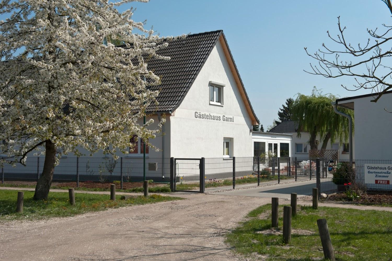 Cover Image for Gästehaus Garni - Ferienhaus und Monteurzimmer Pension Teltow
