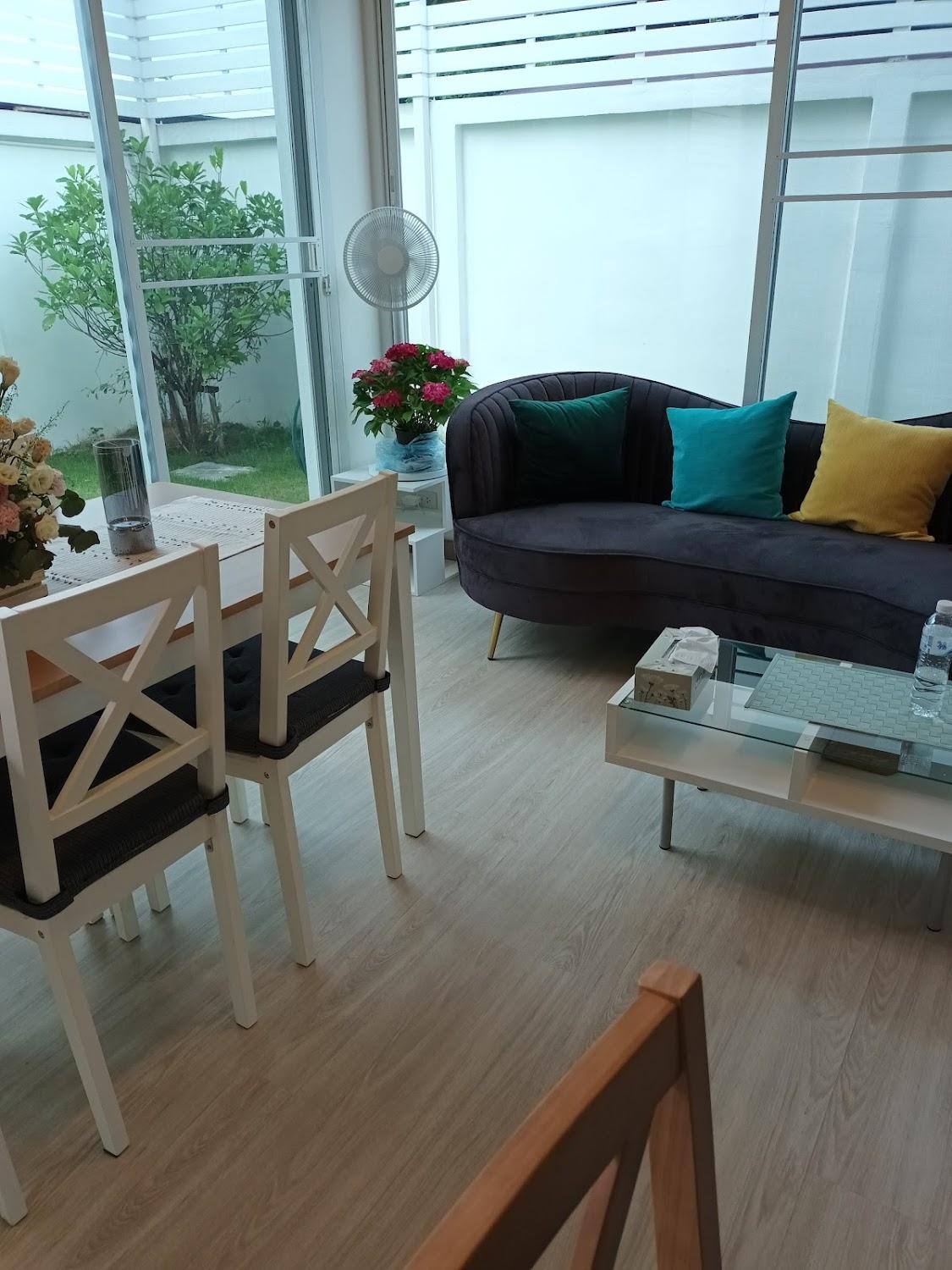 Cover Image for ResT@Bangkok Poshtel