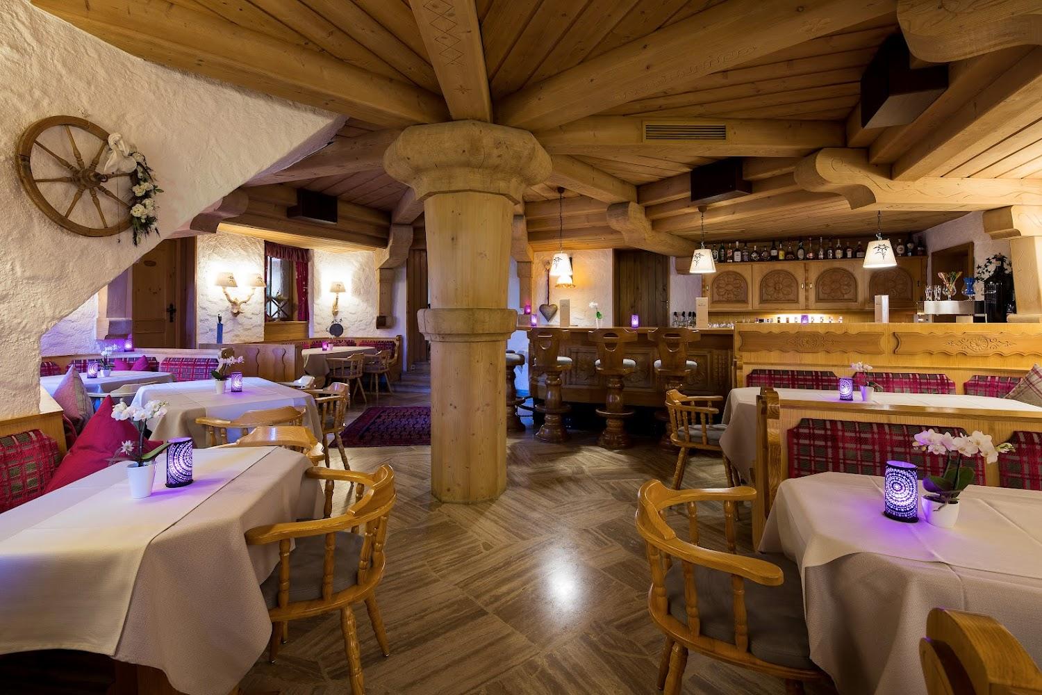Cover Image for Hotel Leitner