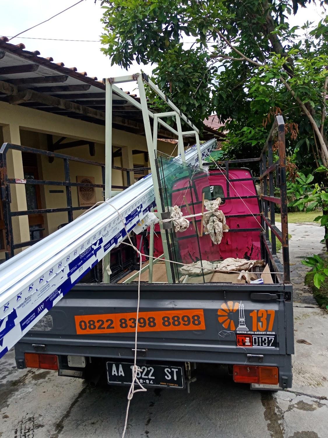 Cover Image for Kost Putri Santana Staycation