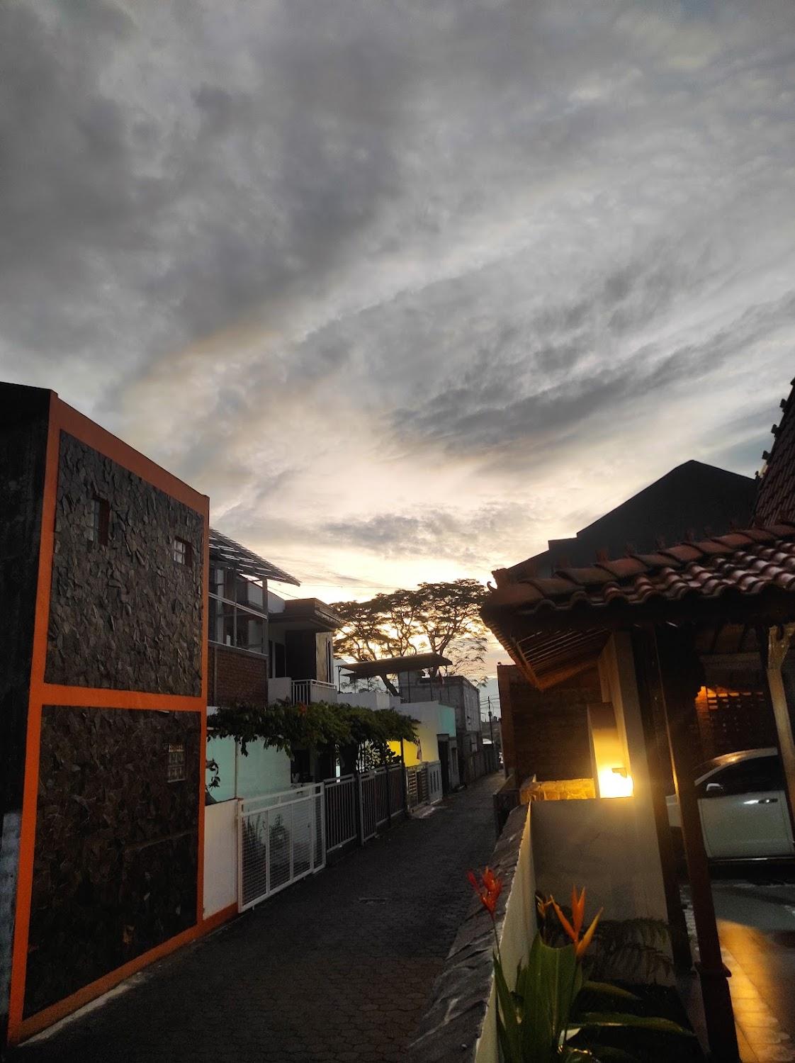 Cover Image for Griyo Kulo Lembang