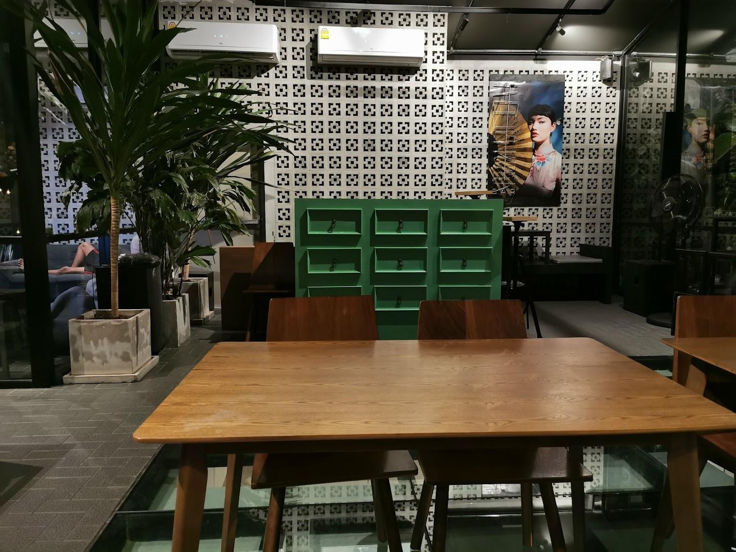 Cover Image for Luk Hostel (ลุก โฮสเทล)