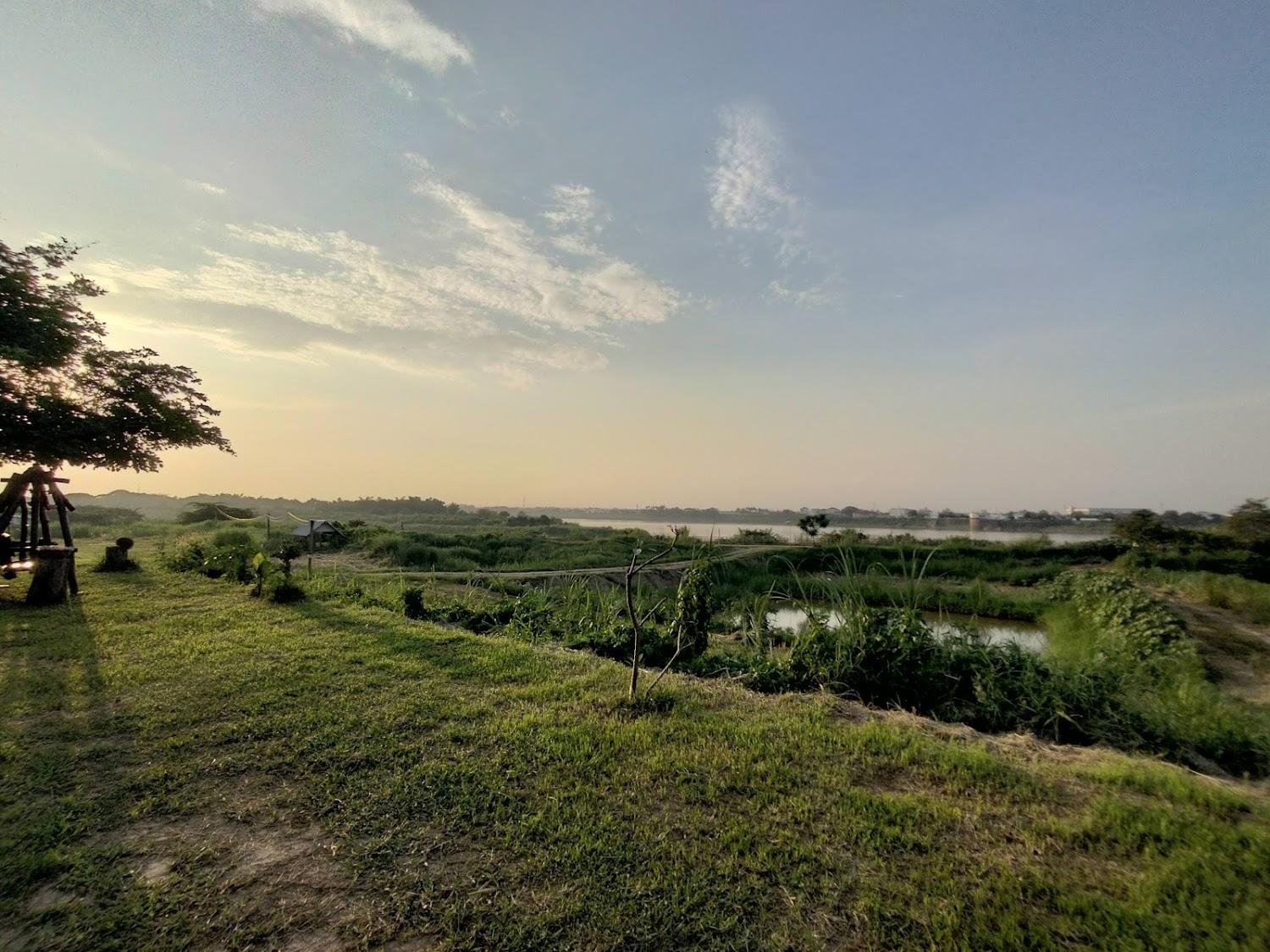 Cover Image for Si Chiang Mai Mekong View