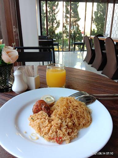 Cover Image for Grand Metro Hotel Puncak