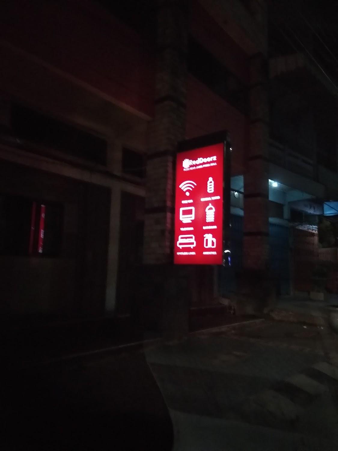 Cover Image for RedDoorz Plus near Jambi Prima Mall