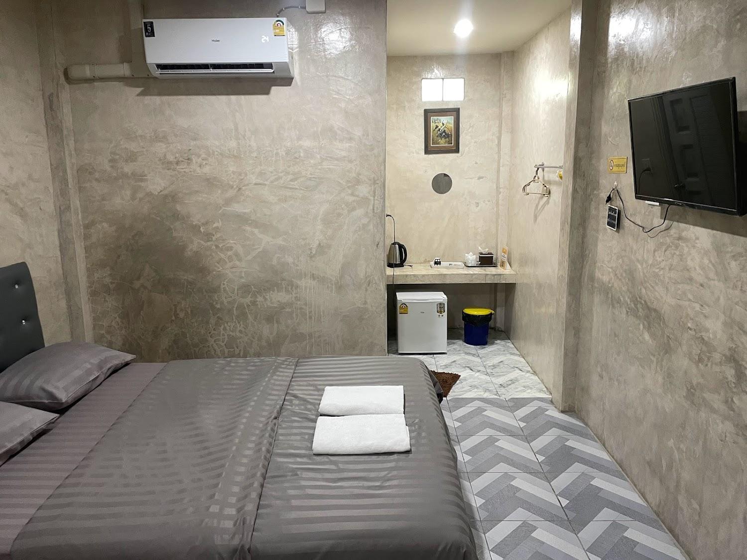 Cover Image for Baan Suan Chan provides accommodation services.