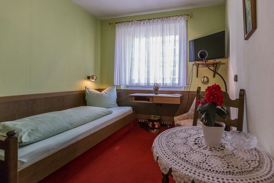 Cover Image for Hotel Deutsches Haus