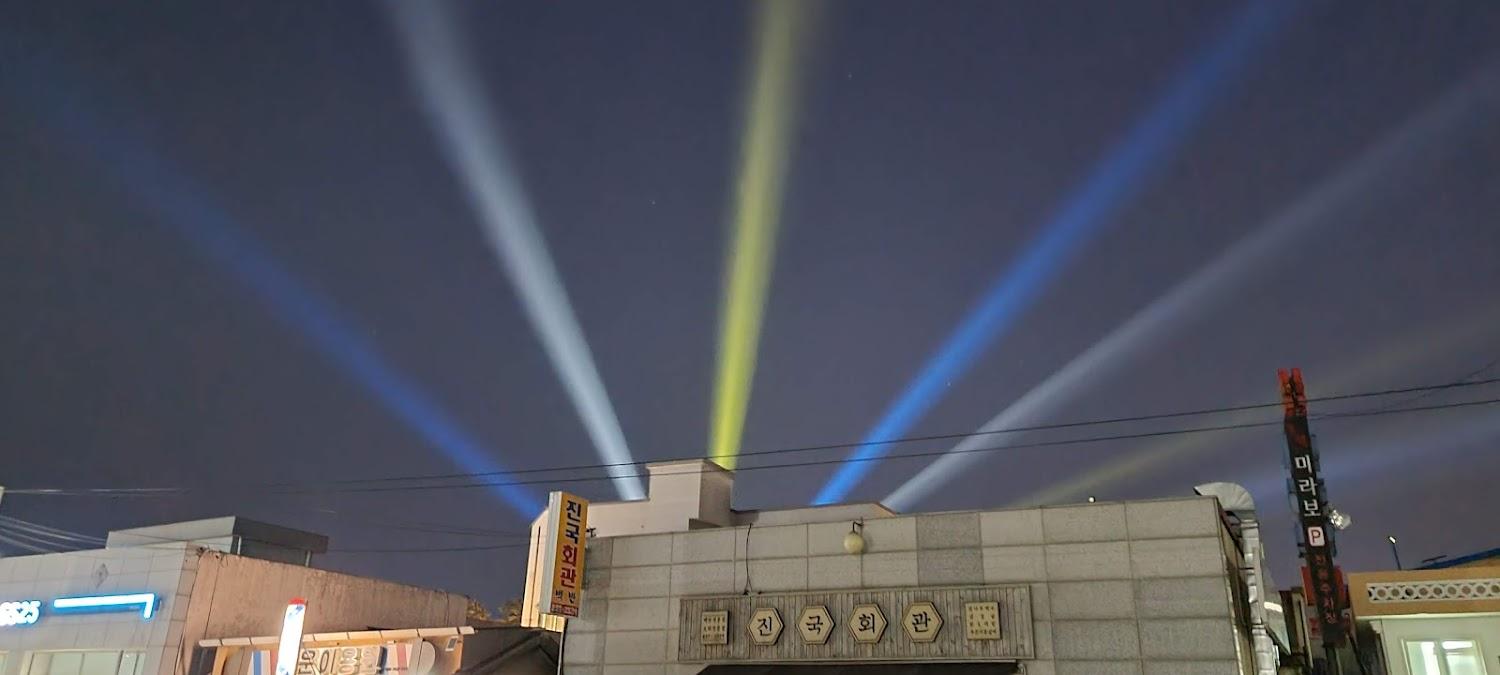 Cover Image for 모텔미라보