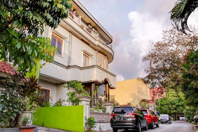 Cover Image for OYO 90019 Nana Guest House