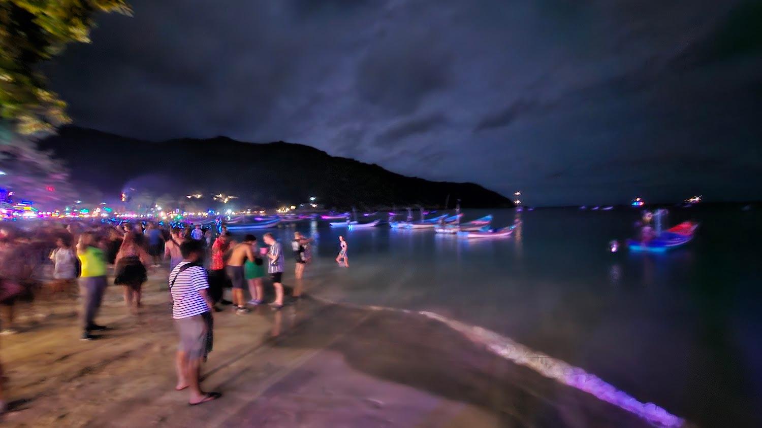 Cover Image for Haad Rin Village