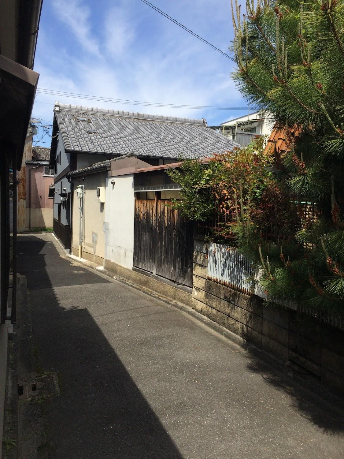 Cover Image for SHUNJU kazari 春秋かざり