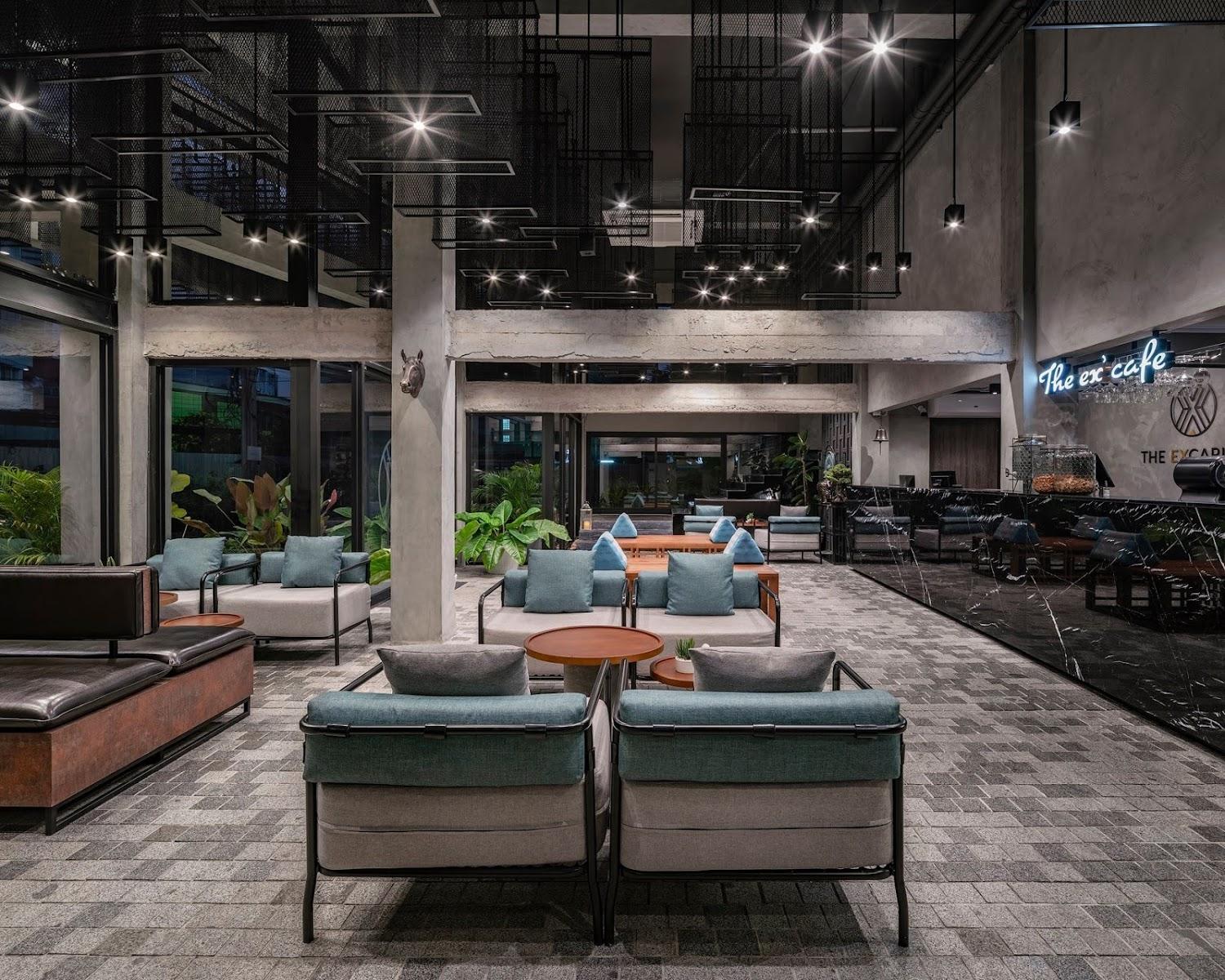Cover Image for THE EXCAPITAL HOTEL