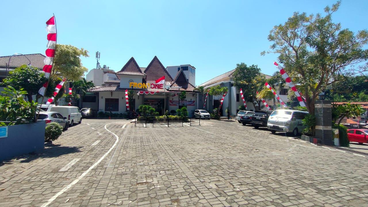 Cover Image for Front One HK Resort Simpang Lima Semarang