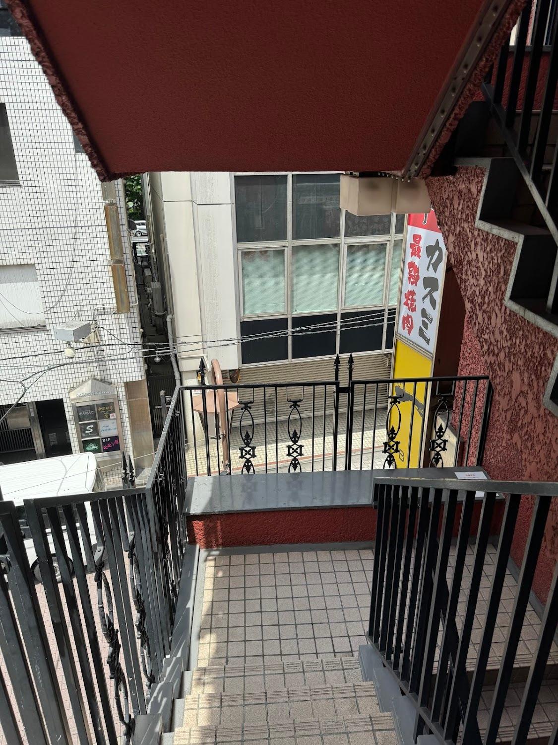 Cover Image for bnb+ ueno okachimachi 上野御徒町店