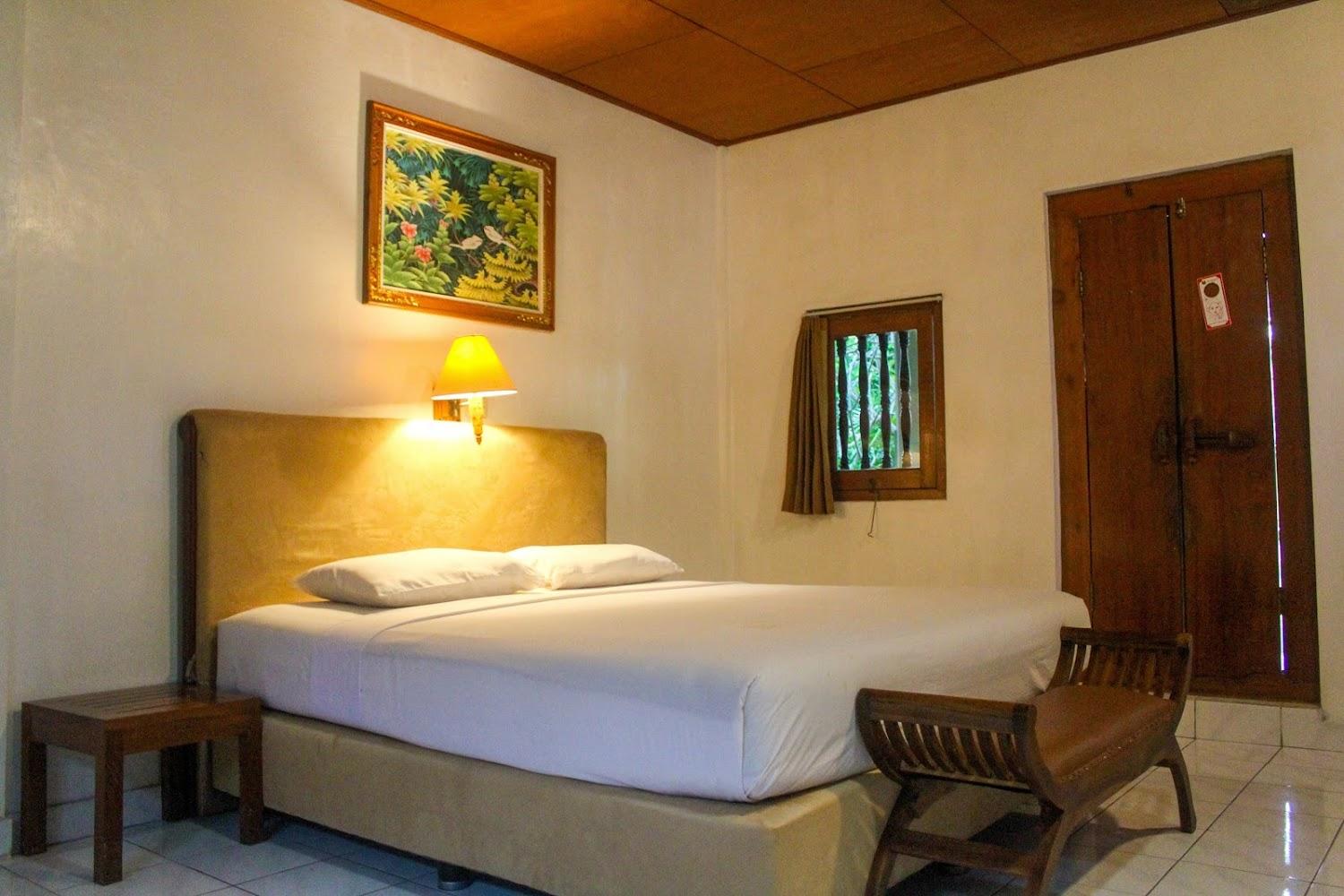 Cover Image for Suji Bungalow Hotel