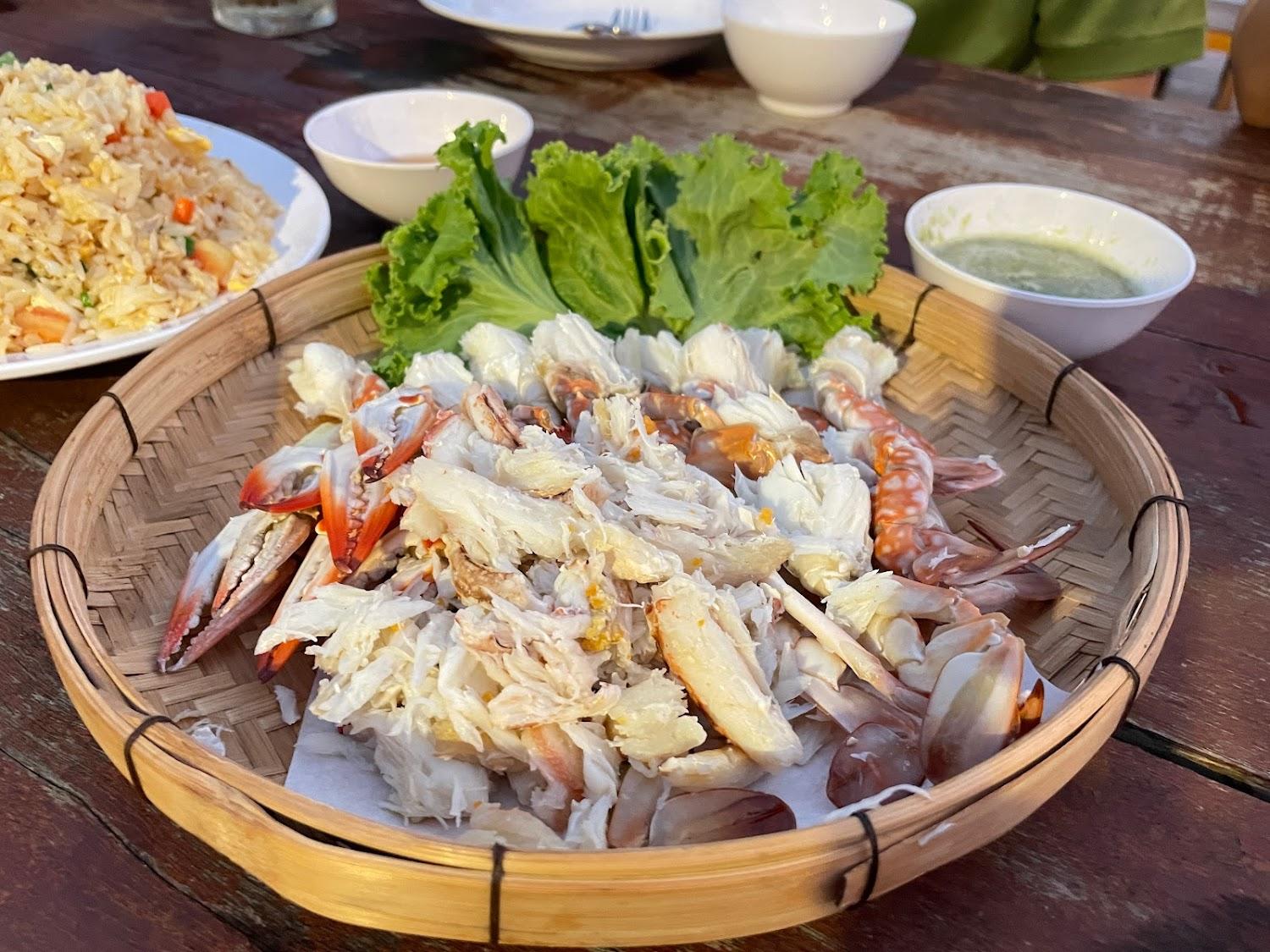 Cover Image for ส.ตะวัน รีสอร์ท แสมสาร