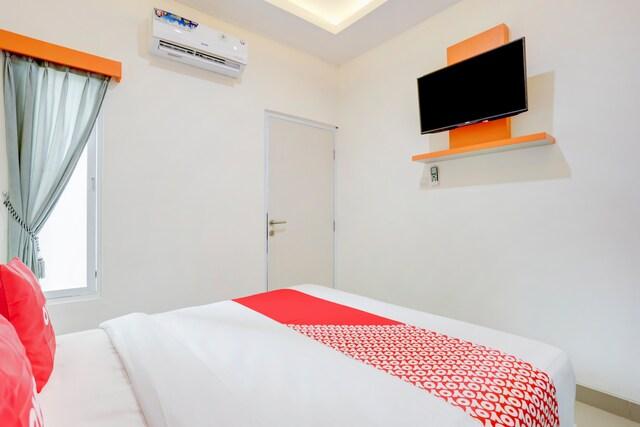 Cover Image for OYO 90057 Riverside Bali Villas
