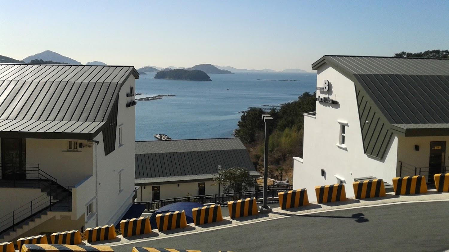 Cover Image for Tongyeong Sea and View Spa Pension
