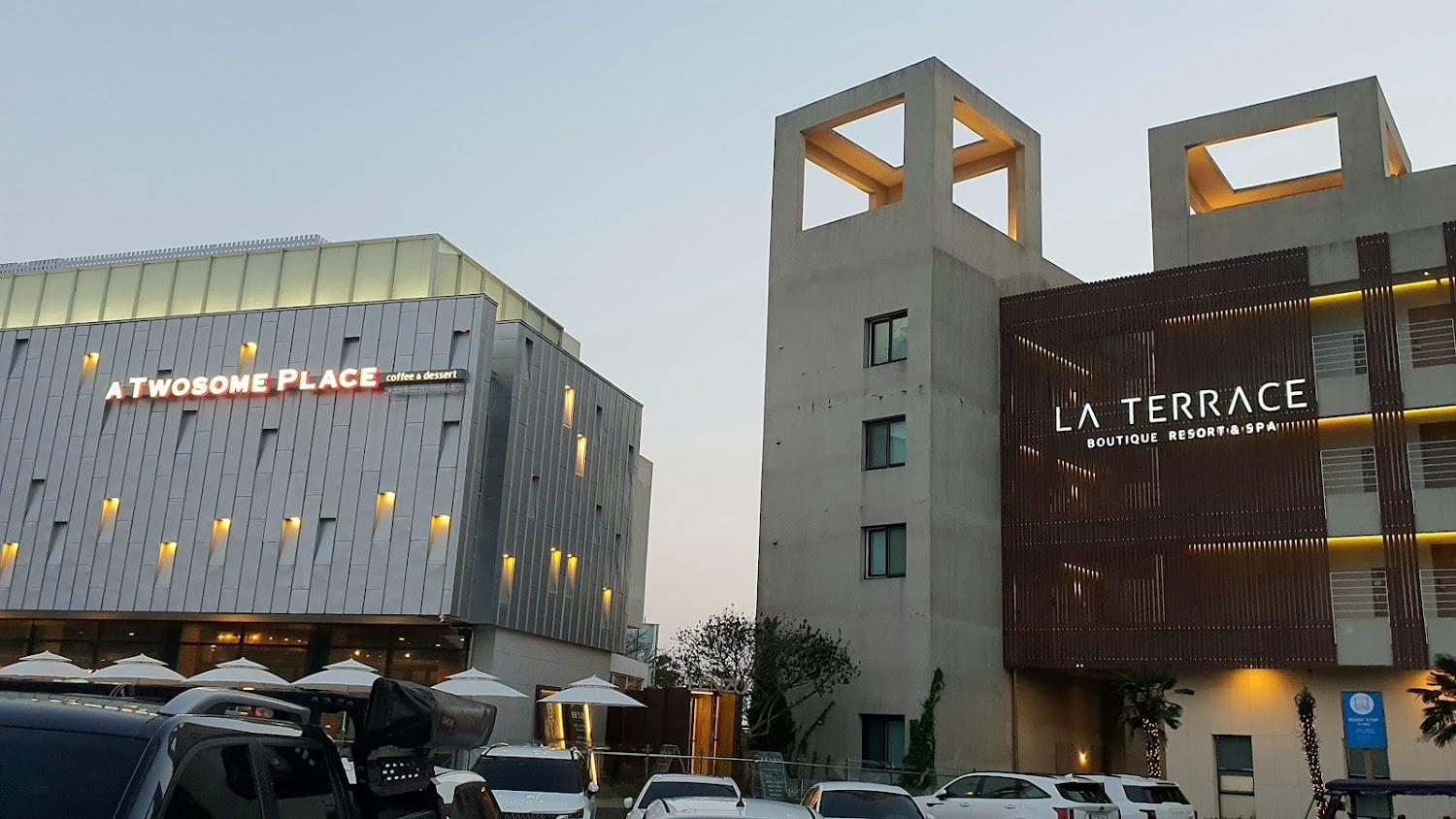 Cover Image for La Terrace Boutique Resort & Spa