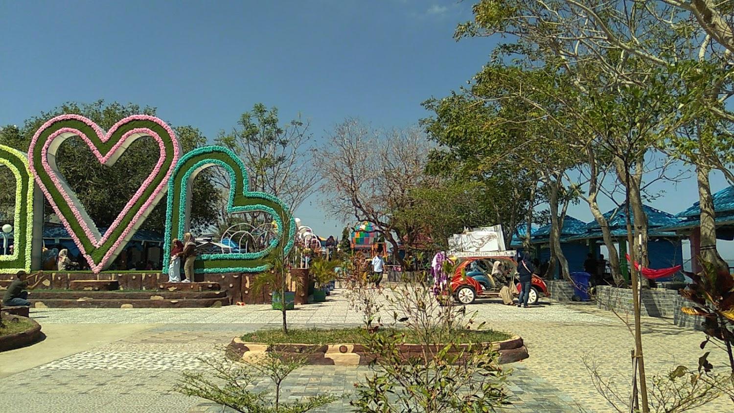 Cover Image for Penginapan Wisata Pantai Topejawa