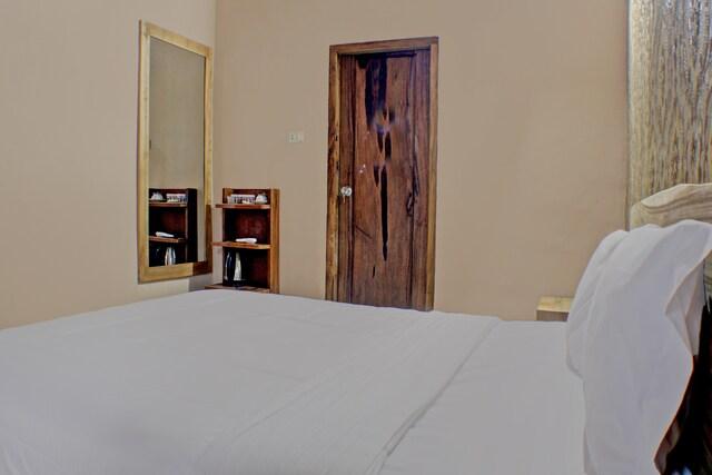 Cover Image for Capital O 92681 Randu Mas Hotel & Resort Taman Purbakala