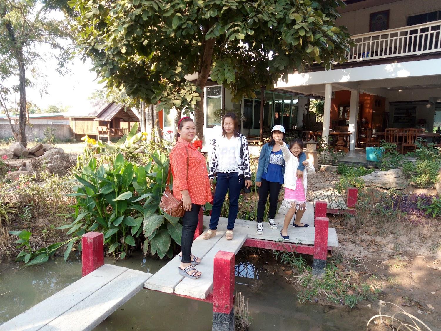 Cover Image for เรือนดอกแก้วรีสอร์ท