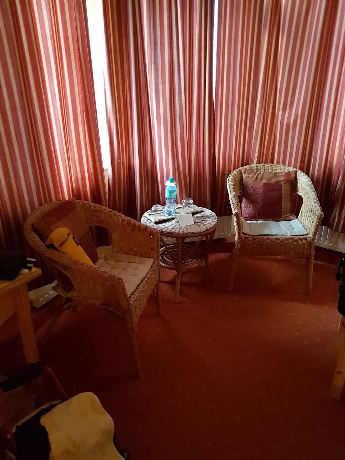 Cover Image for Hotel zur Sonne