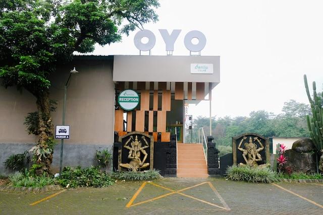 Cover Image for OYO 667 Demilo Inn