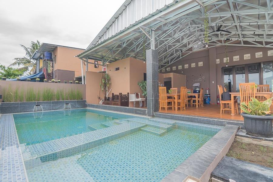 Cover Image for RedDoorz Hostel @ Grand Pangandaran
