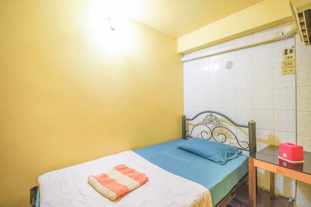 Cover Image for OYO 938 Place Inn