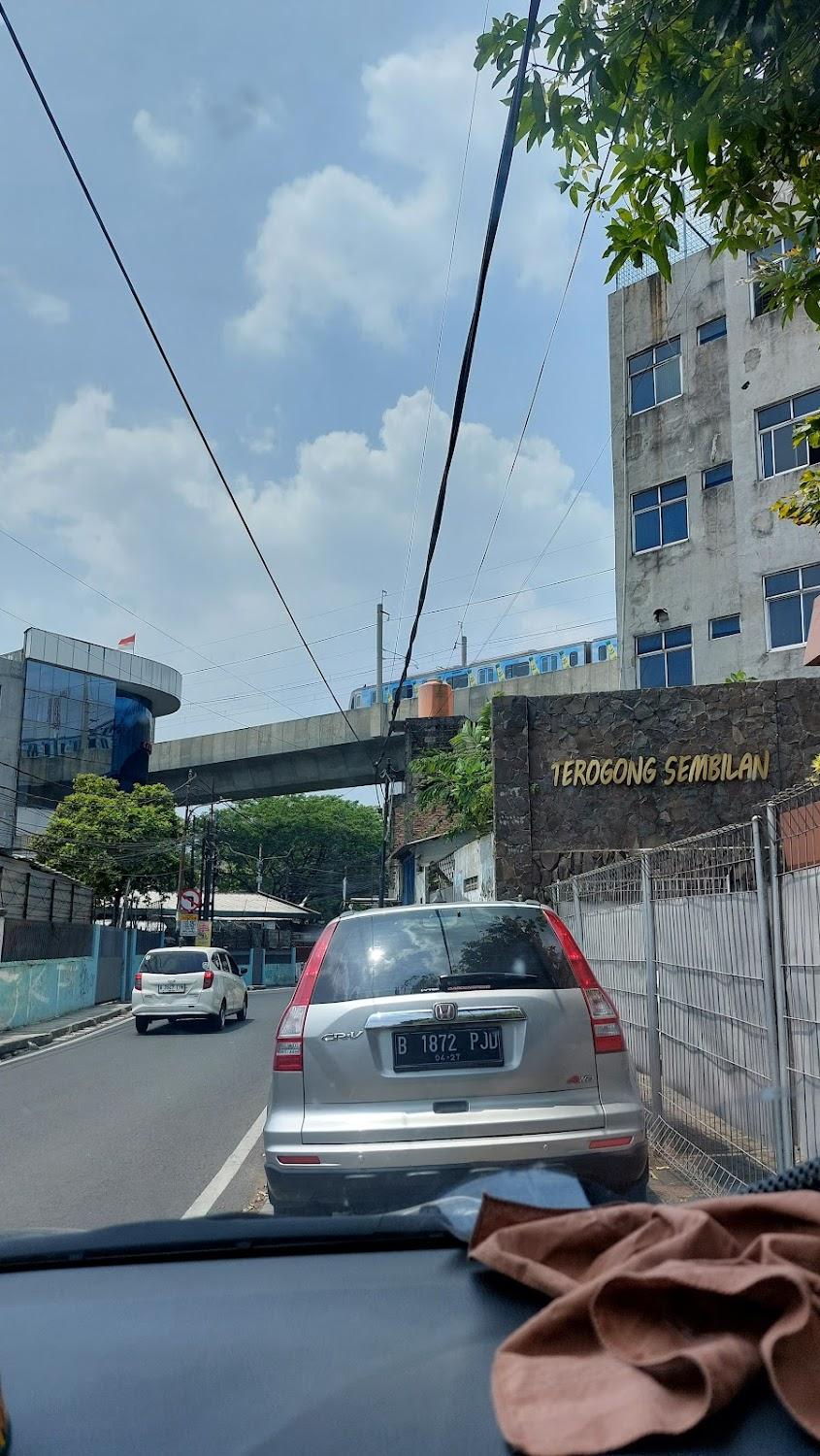 Cover Image for Terogong Sembilan