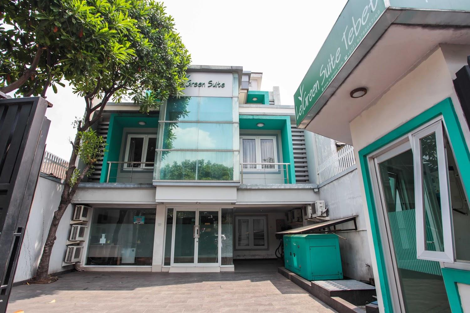 Cover Image for LeGreen Suite Tebet