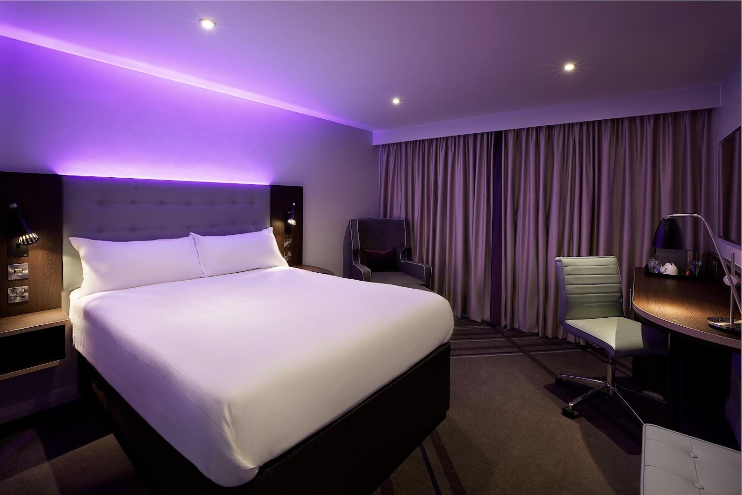 Cover Image for Premier Inn London Docklands (Canning Town) hotel