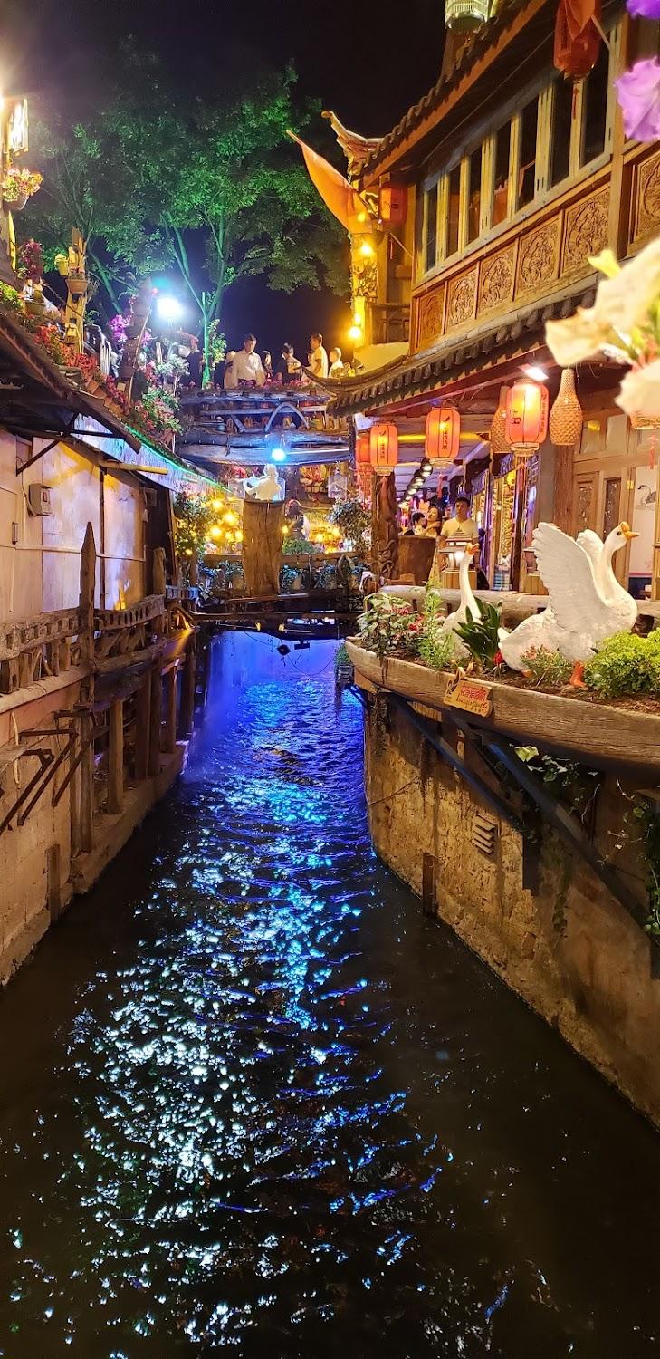 Cover Image for Lijiang the Secret Garden Inn
