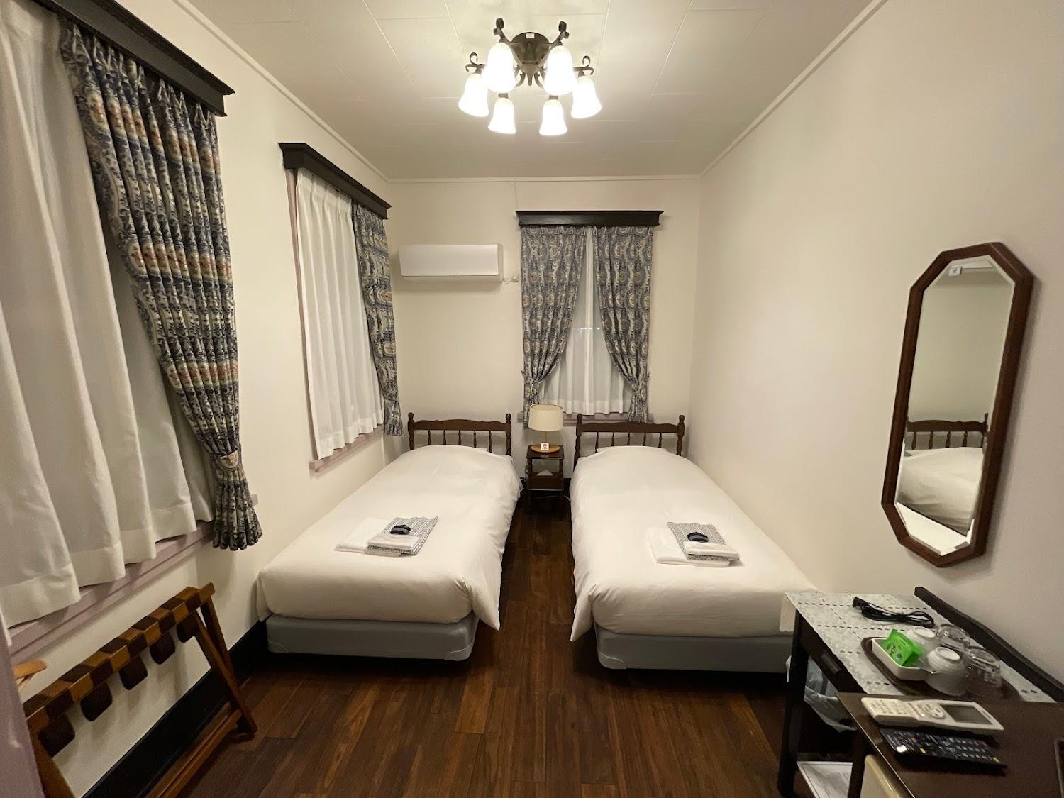 Cover Image for Hotel New Kamakura