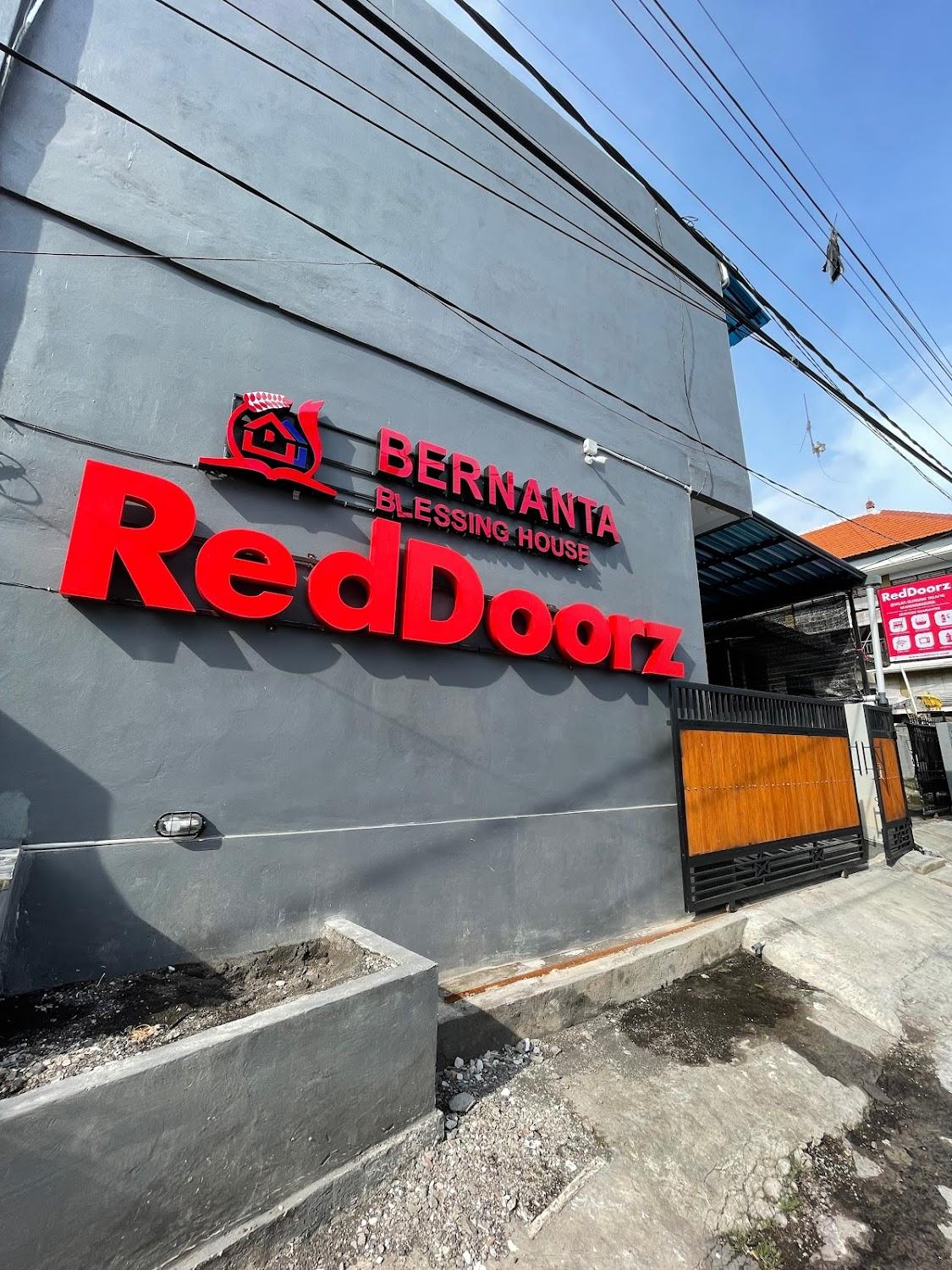 Cover Image for RedDoorz @ Jalan Gunung Talang Mahendradatta
