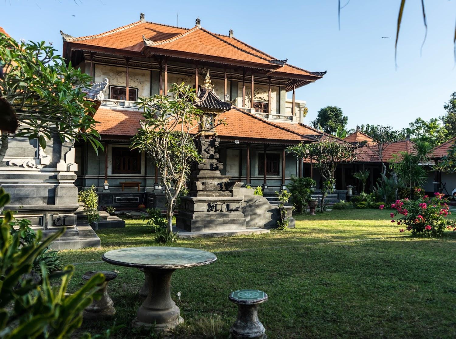 Cover Image for Taman Sari Tagtag Guest House