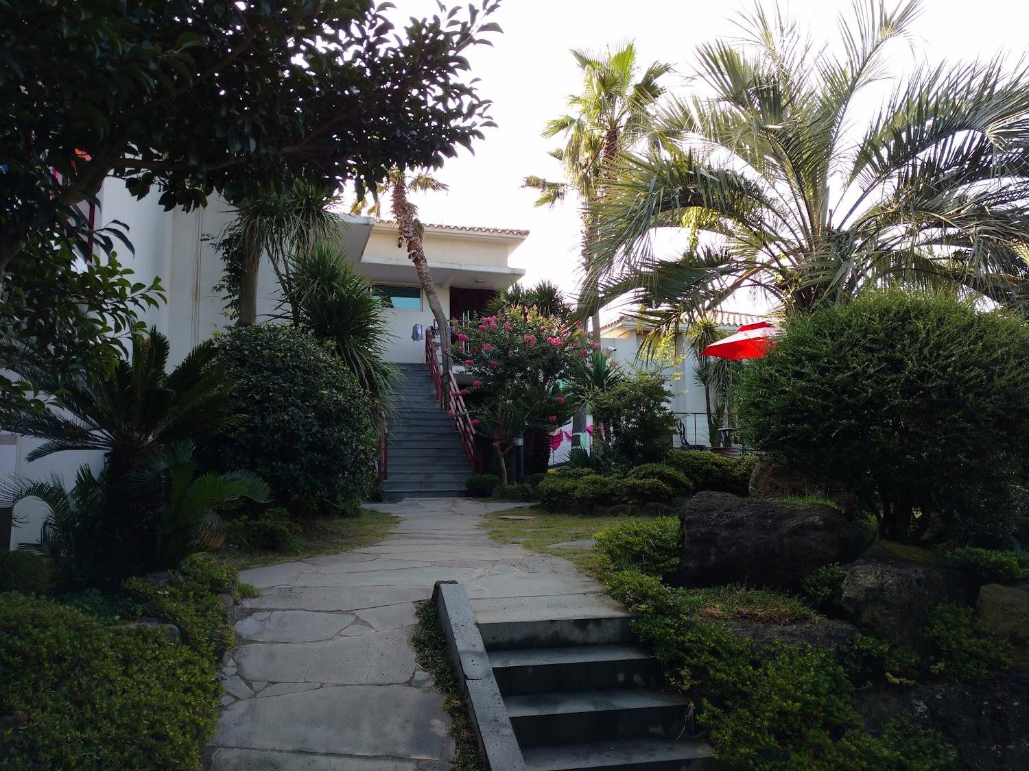 Cover Image for Harmony Resort