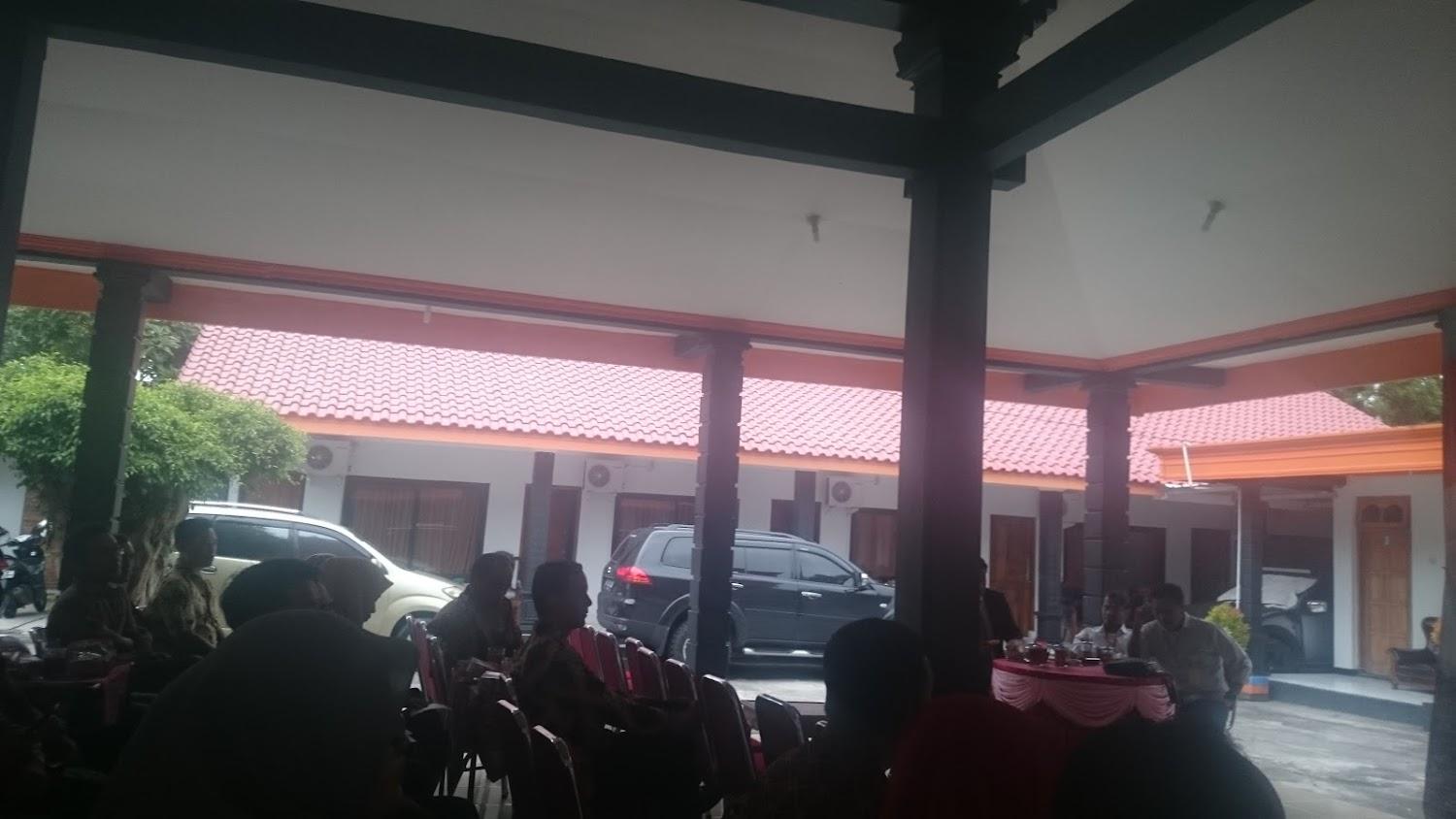 Cover Image for OYO 92290 Hotel Permata Sari
