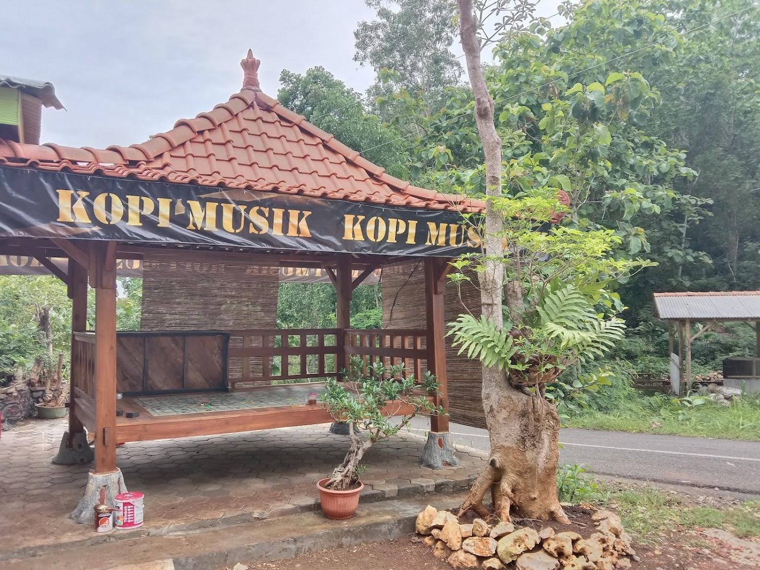 Cover Image for Penginapan & Rumah Makan ROOSYTA