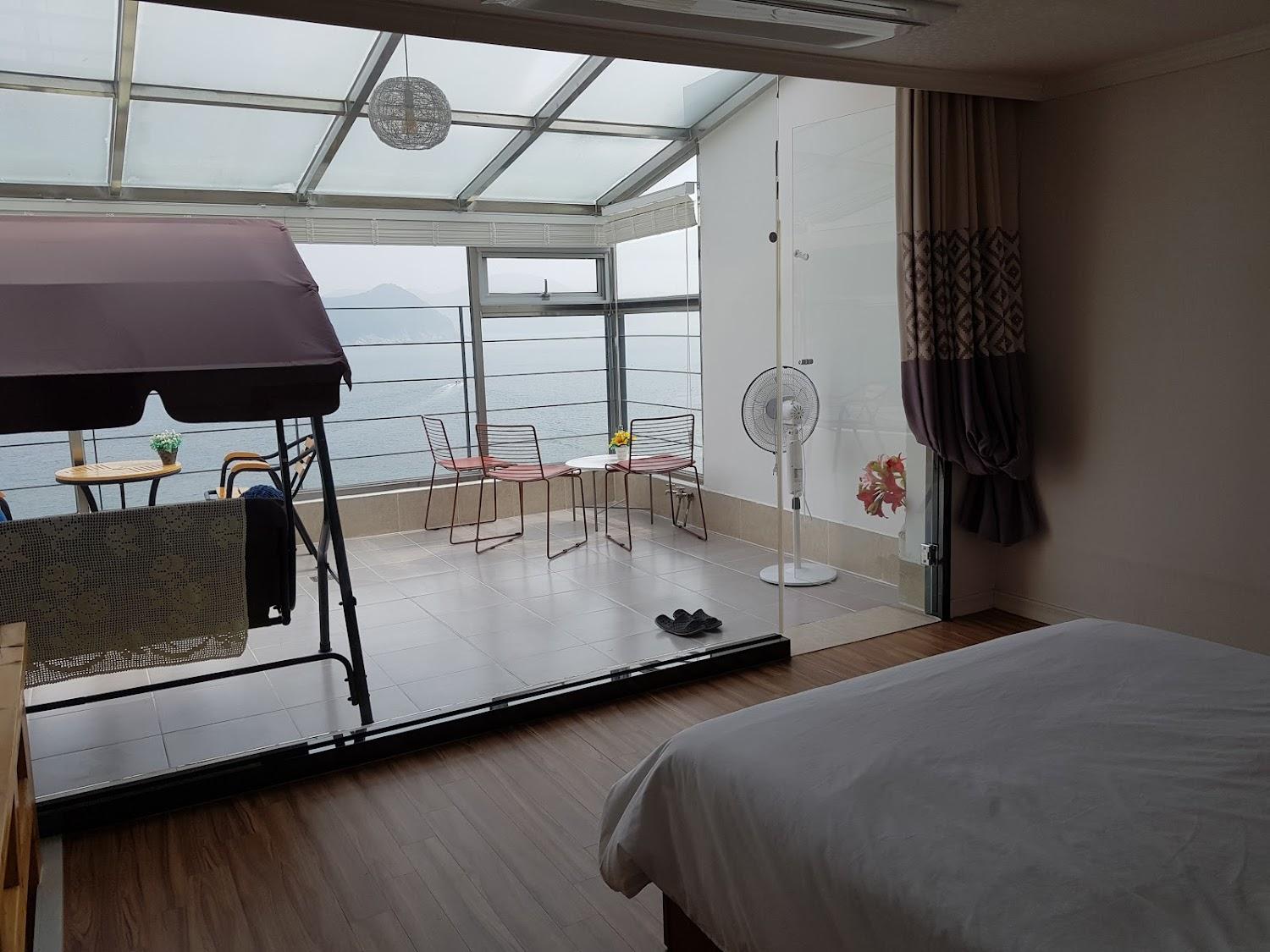 Cover Image for 바다가그린풍경펜션