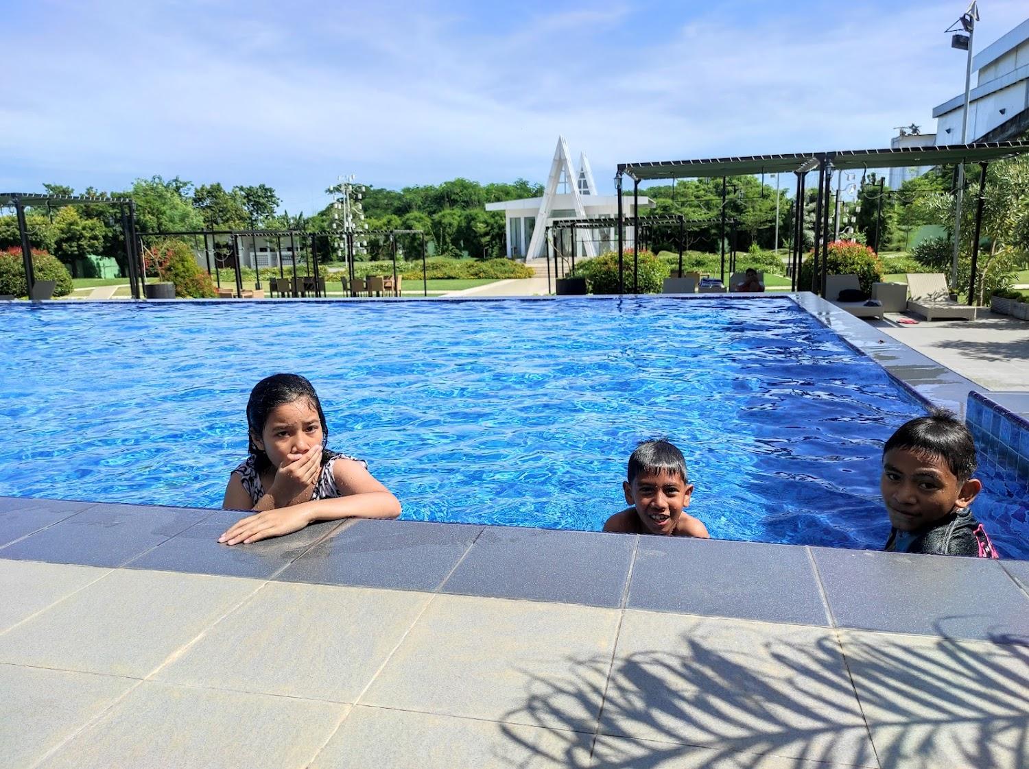 Cover Image for Naka Hotel