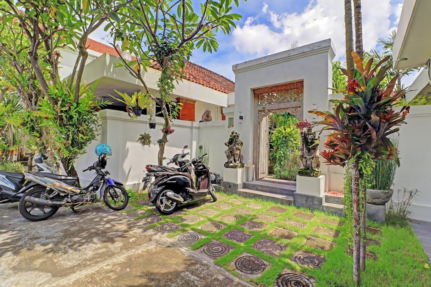 Cover Image for OYO 91971 Hotel Puri Sokasati