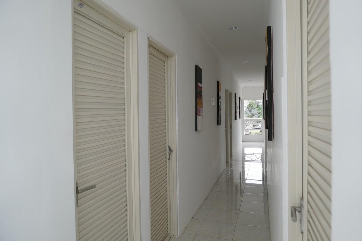 Cover Image for Ảnh At a glance