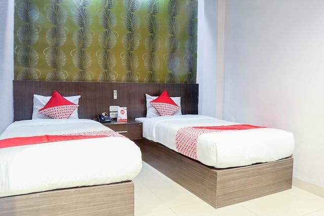 Cover Image for OYO 542 Majestiq Hotel