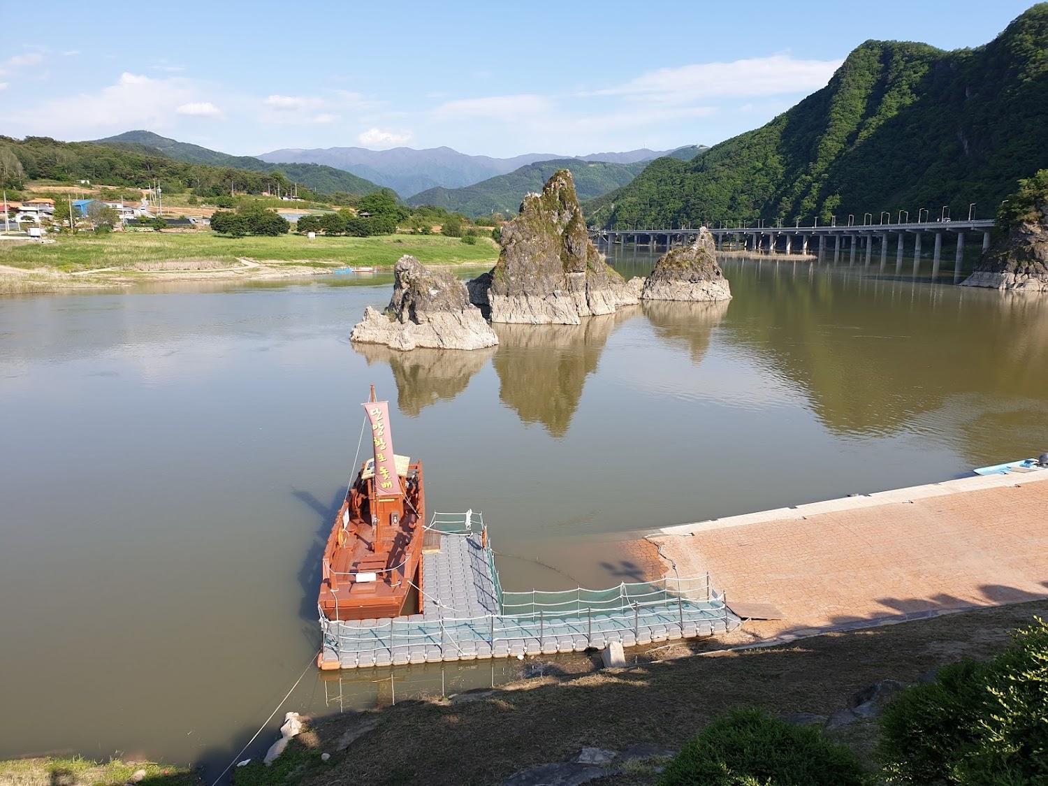 Cover Image for Jecheon Queen