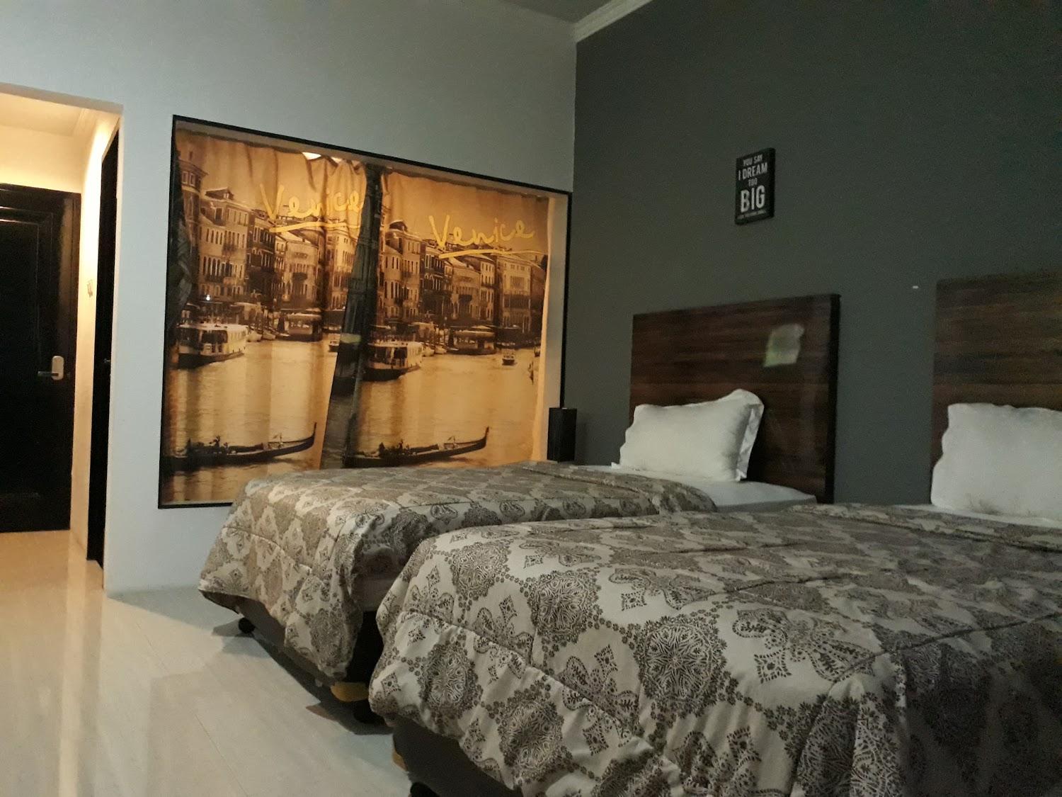 Cover Image for De Jehan’s Boutique Hotel