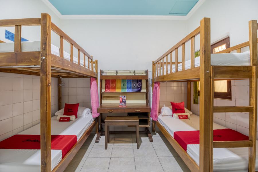 Cover Image for RedDoorz Hostel near Alun Alun Selatan Jogja