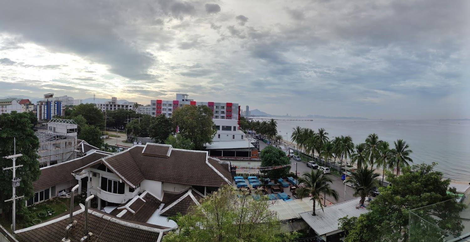 Cover Image for Kalm Bangsaen Hotel